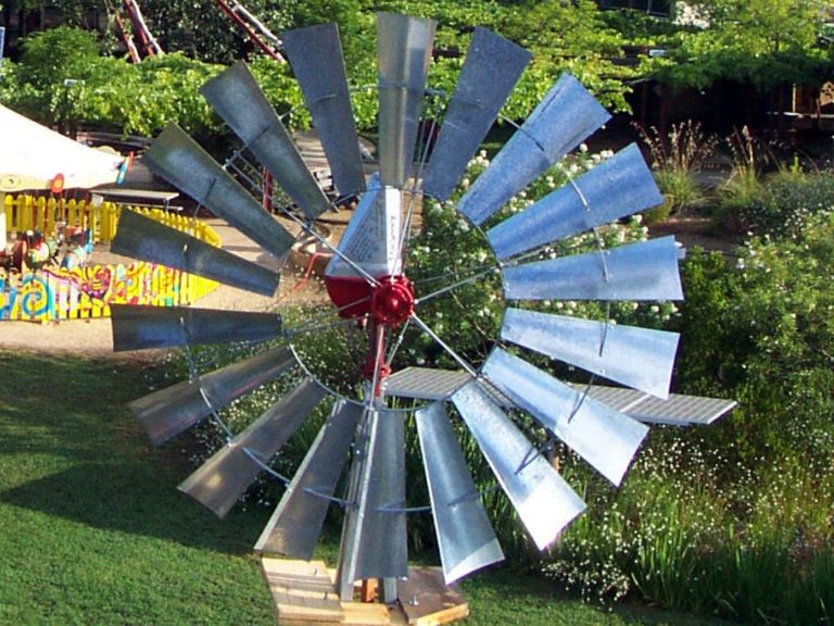 solar_living_windmill | Rock Ridge Windmills